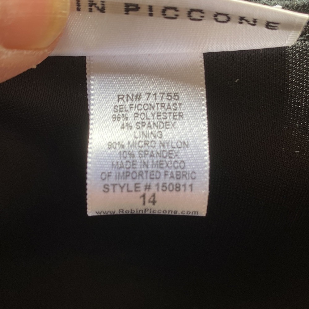 Robin Piccone Swimsuit size 14 - Picture 5 of 5
